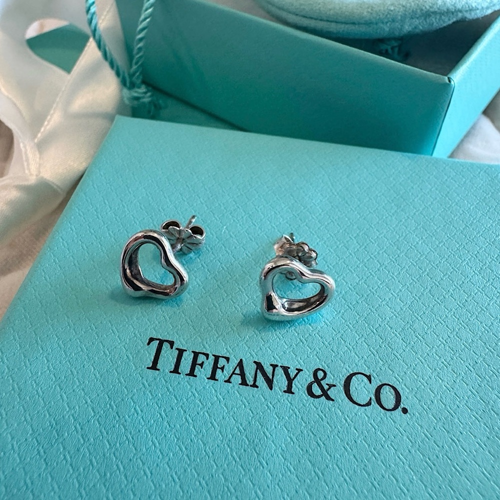 Tiffany & Co. Elsa Peretti Open Heart Earrings – Sterling Silver